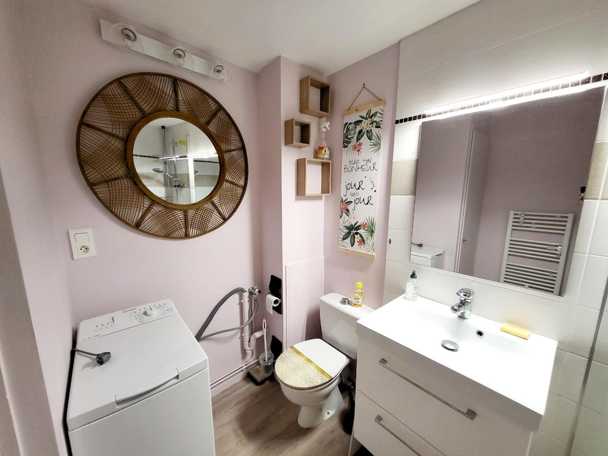 Appartement Moderne Au Centre-Ville, 150M Plage, Wifi, Confort Ideal Pour Familles - Fr-1-92-876 Les Sables-dʼOlonne Buitenkant foto