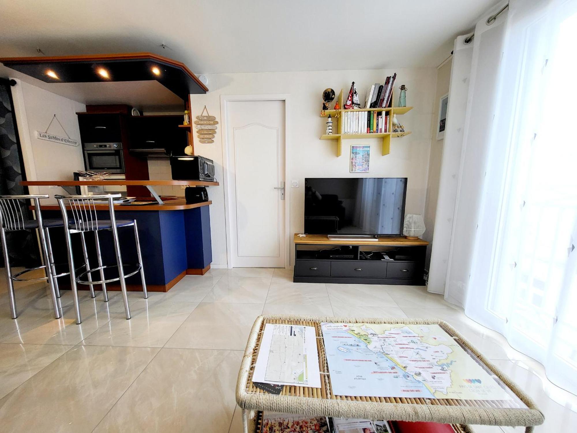 Appartement Moderne Au Centre-Ville, 150M Plage, Wifi, Confort Ideal Pour Familles - Fr-1-92-876 Les Sables-dʼOlonne Buitenkant foto