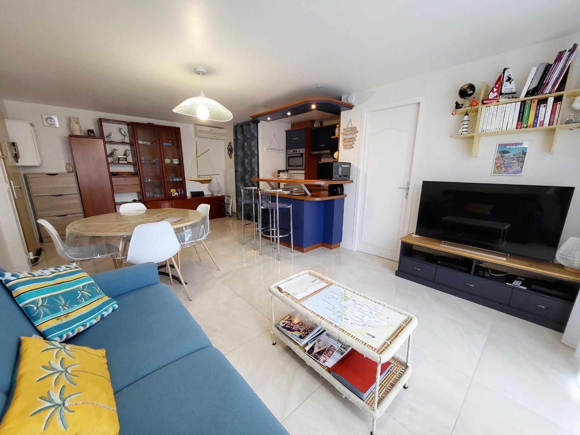 Appartement Moderne Au Centre-Ville, 150M Plage, Wifi, Confort Ideal Pour Familles - Fr-1-92-876 Les Sables-dʼOlonne Buitenkant foto